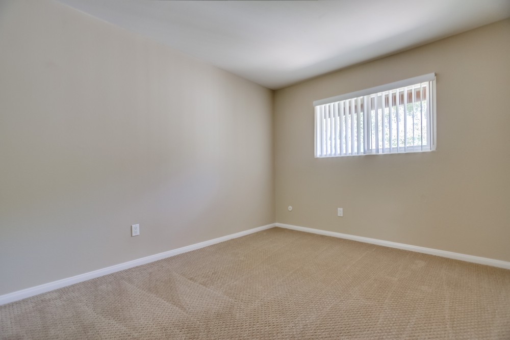 Virtual tour photo 23 of 35 for 6333 College Grove Dr