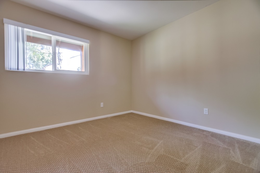 Virtual tour photo 25 of 35 for 6333 College Grove Dr