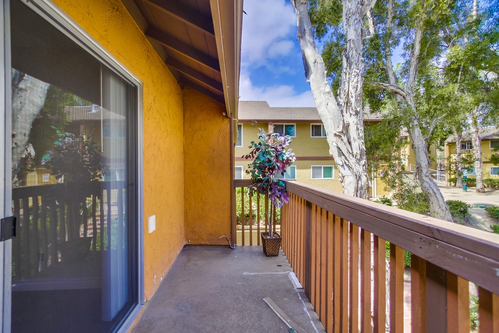 Virtual tour photo 28 of 35 for 6333 College Grove Dr