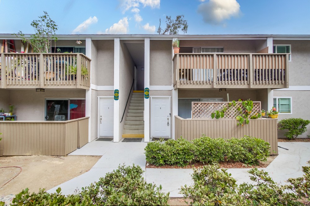 Virtual tour photo 4 of 33 for 6333 College Grove Way