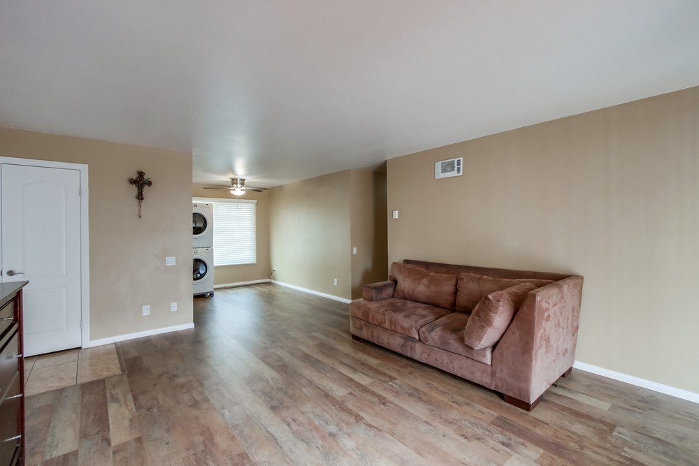 Virtual tour photo 8 of 33 for 6333 College Grove Way