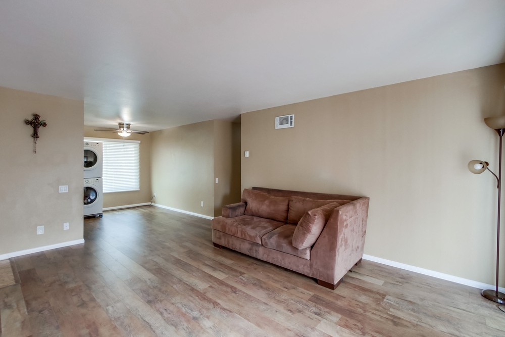 Virtual tour photo 9 of 33 for 6333 College Grove Way