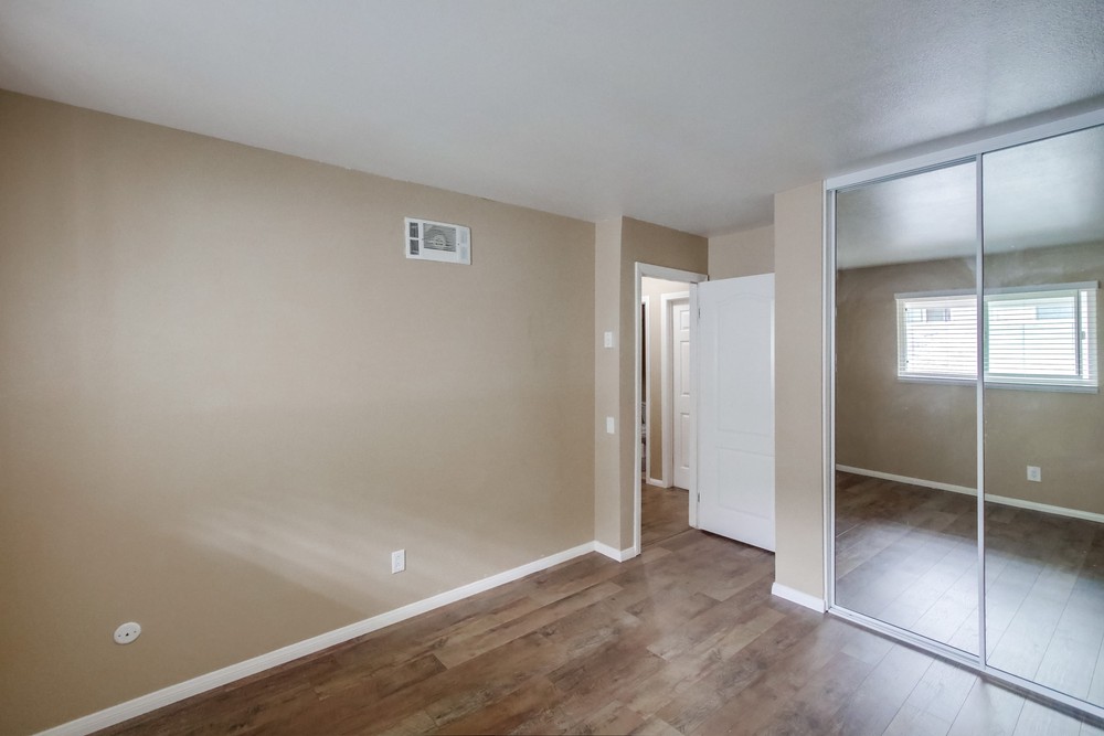 Virtual tour photo 26 of 33 for 6333 College Grove Way