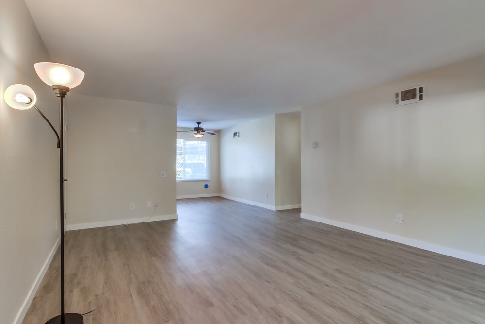 Virtual tour photo 4 of 39 for 6333 College Grove Way