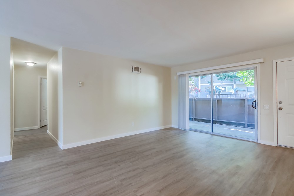 Virtual tour photo 10 of 39 for 6333 College Grove Way