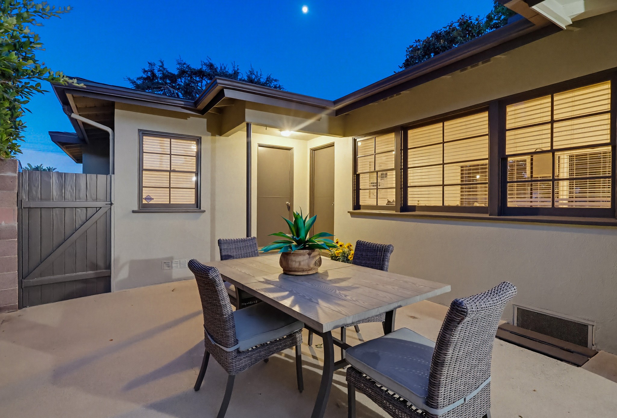 Virtual tour photo 16 of 101 for 6333 W 77th St