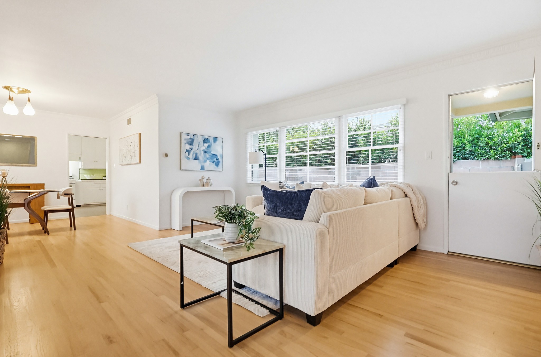 Virtual tour photo 22 of 101 for 6333 W 77th St