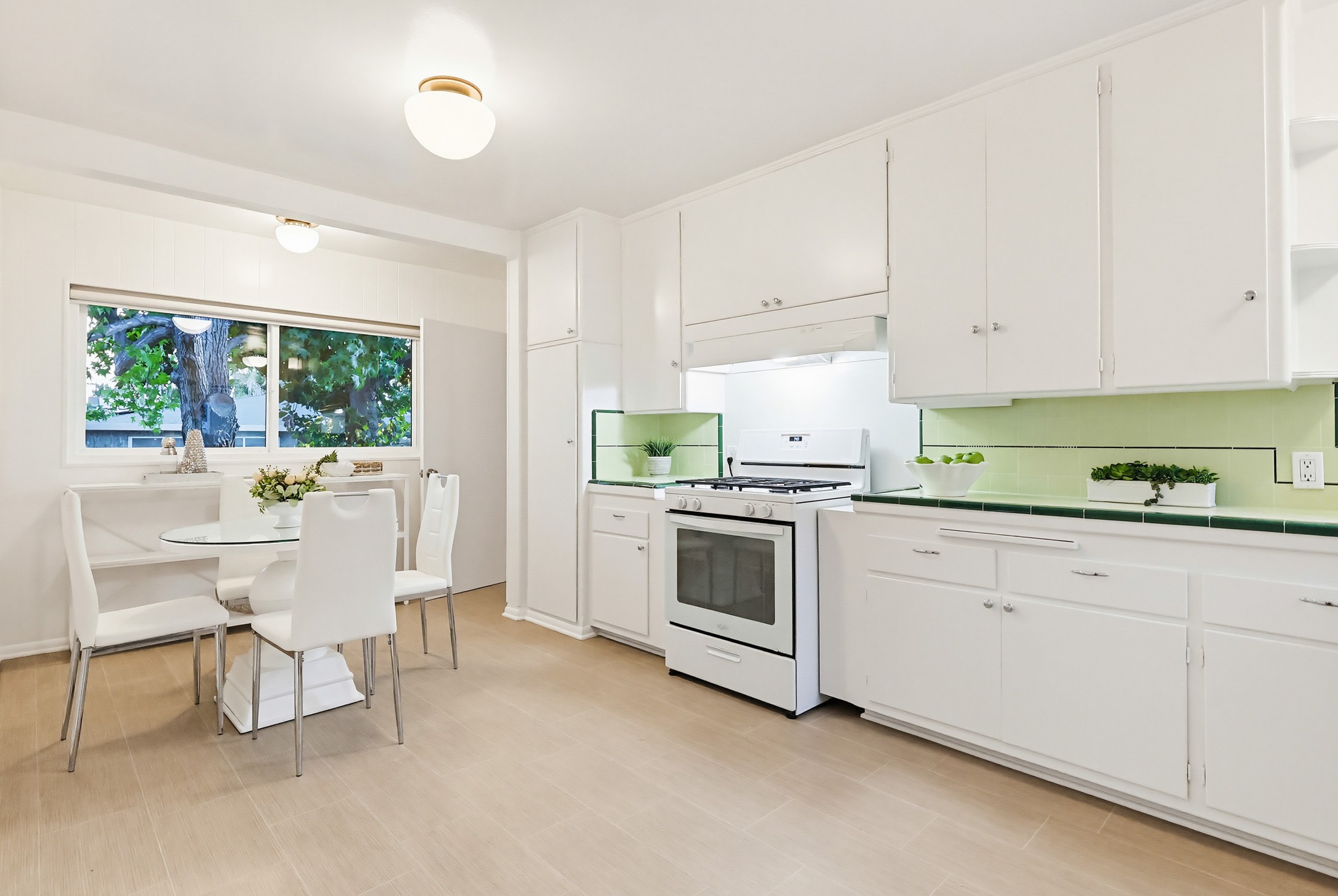 Virtual tour photo 33 of 101 for 6333 W 77th St