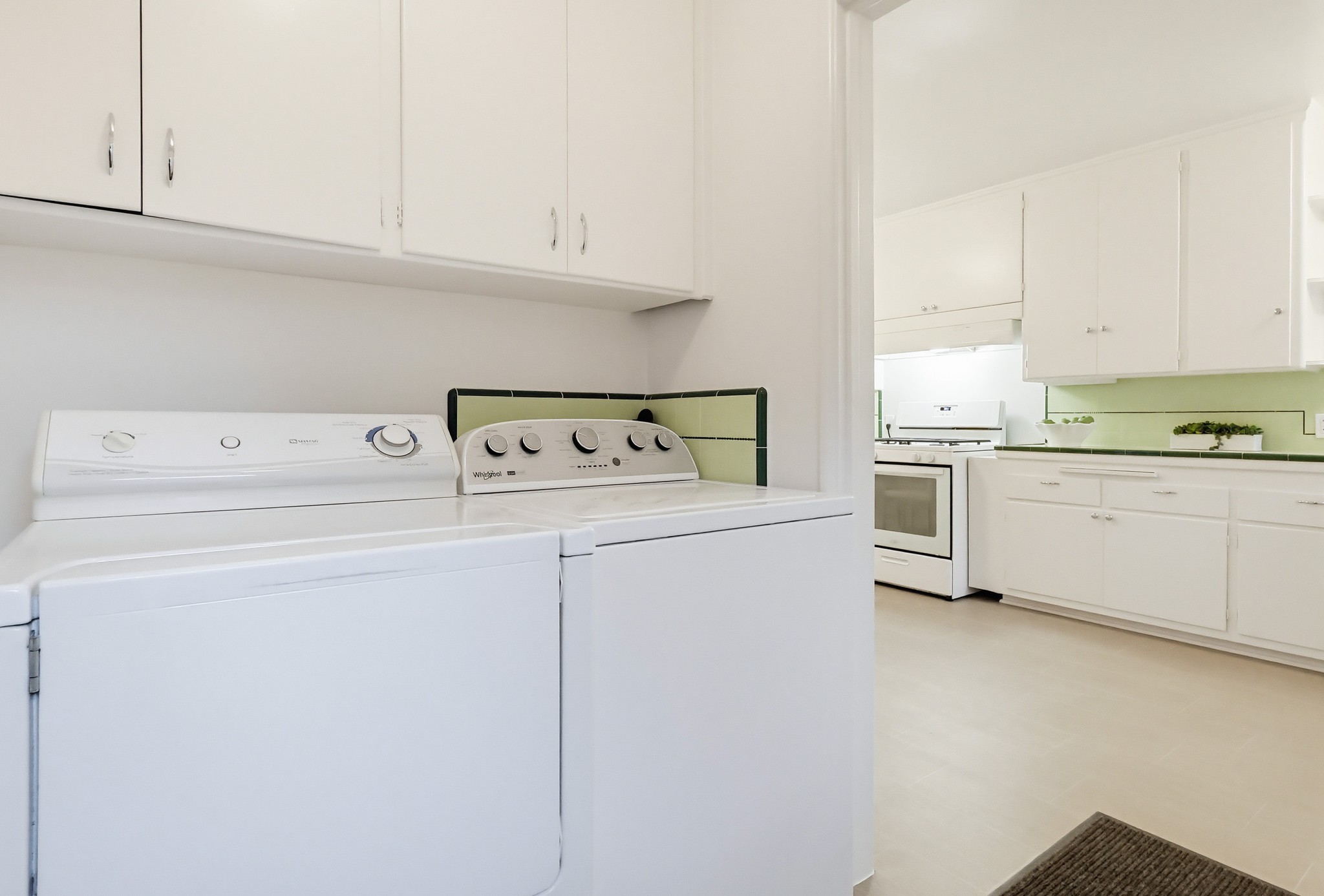 Virtual tour photo 42 of 101 for 6333 W 77th St