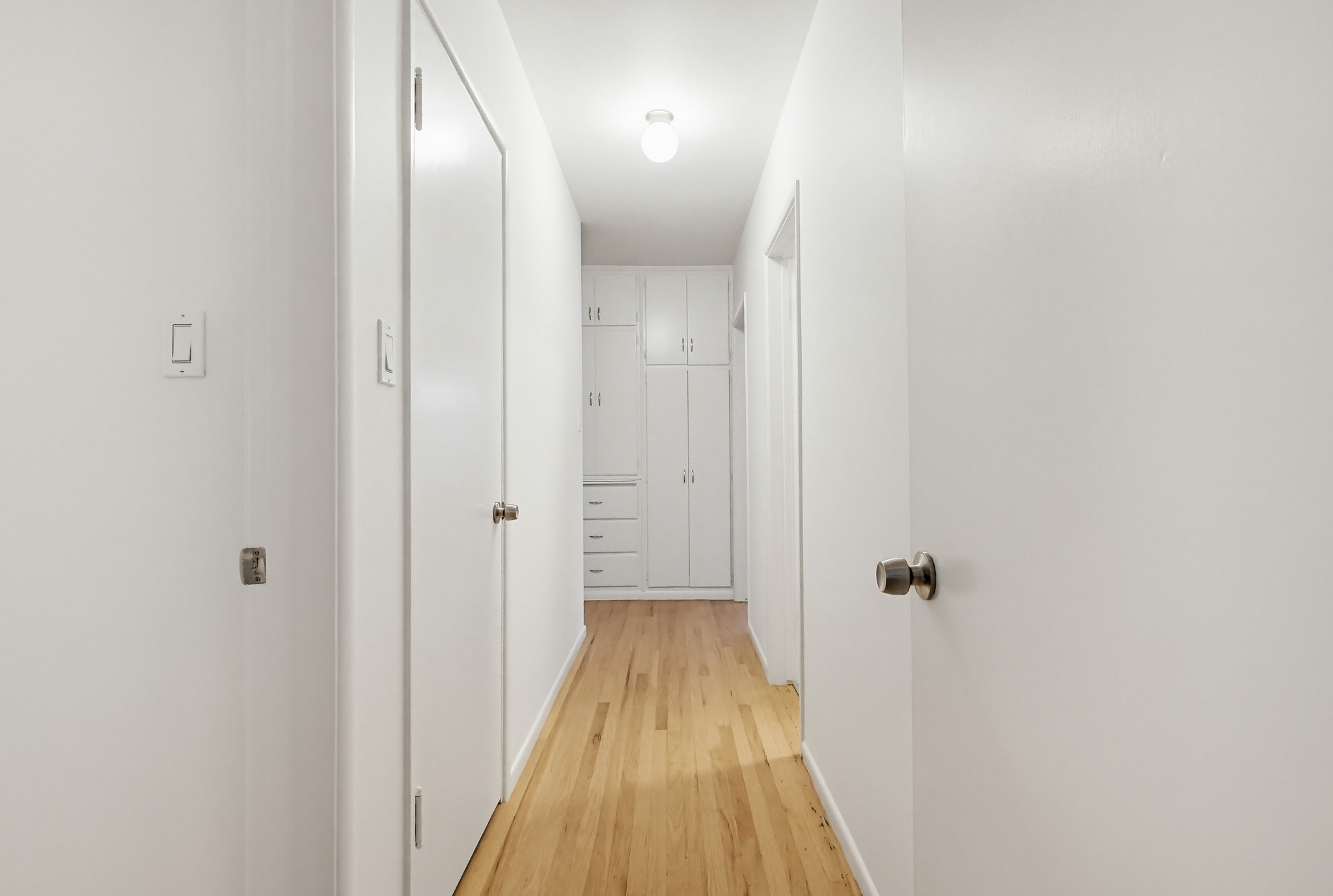 Virtual tour photo 46 of 101 for 6333 W 77th St