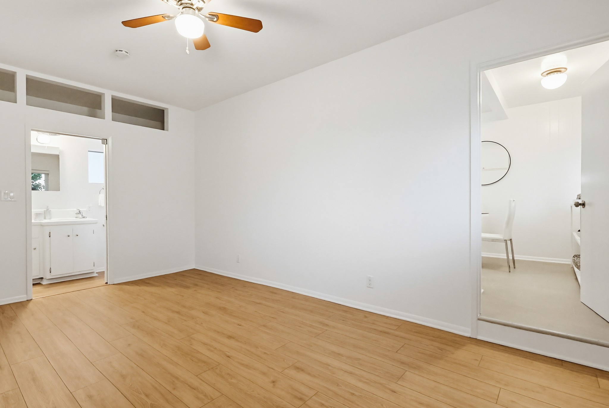 Virtual tour photo 48 of 101 for 6333 W 77th St