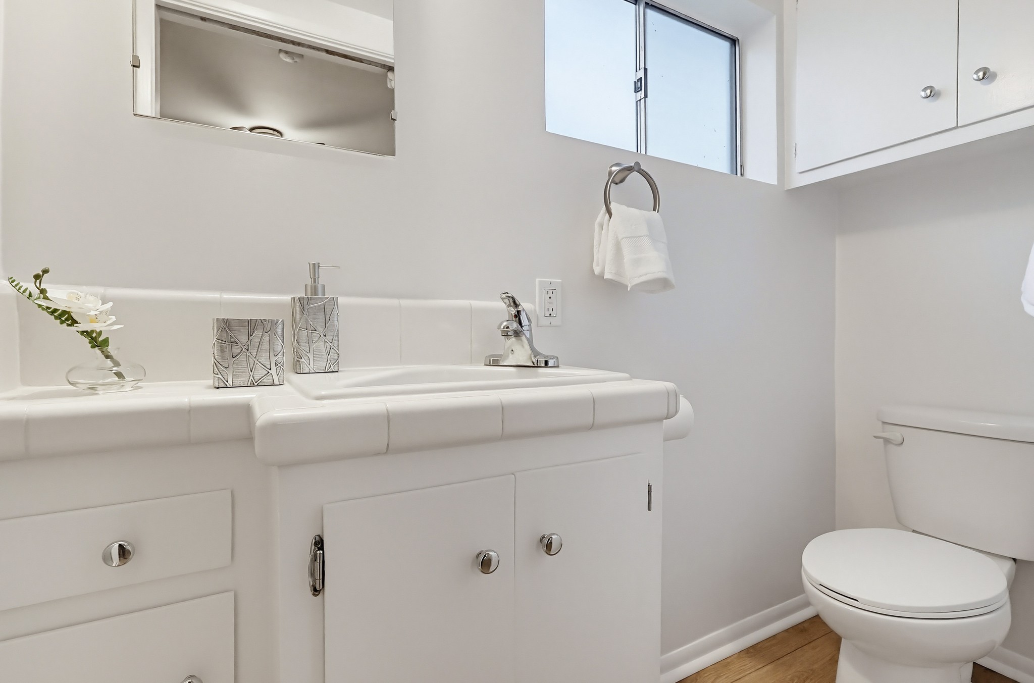 Virtual tour photo 52 of 101 for 6333 W 77th St
