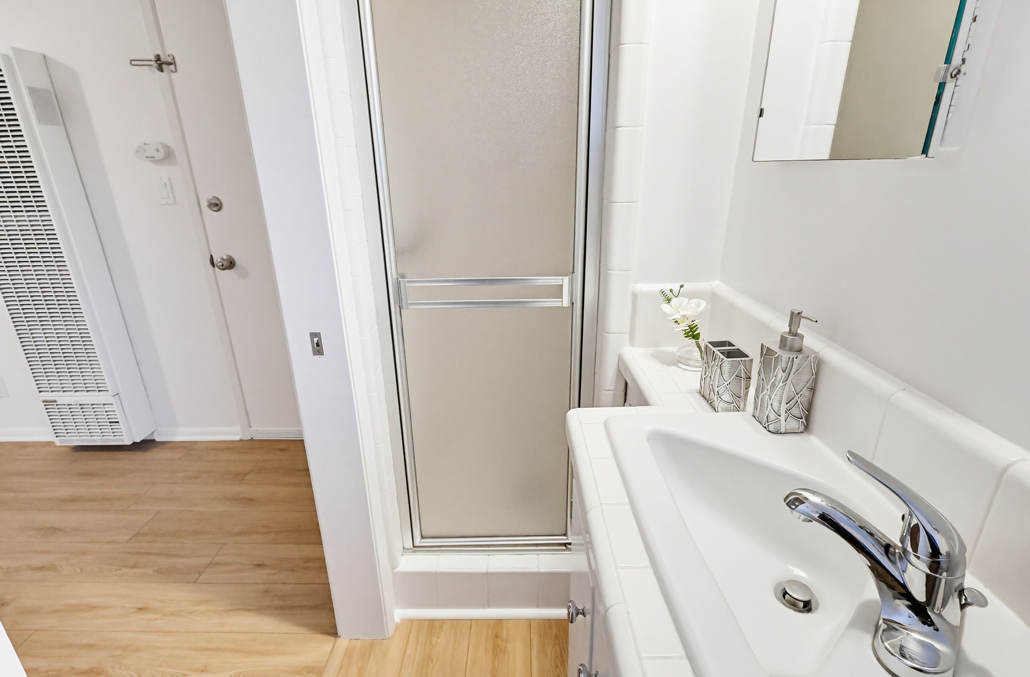 Virtual tour photo 55 of 101 for 6333 W 77th St