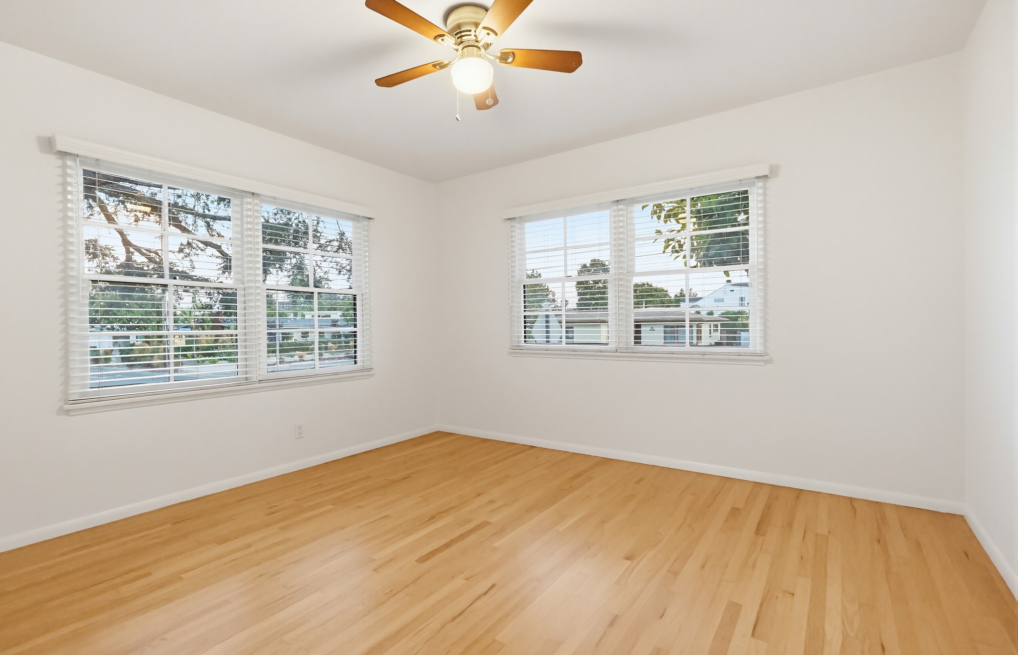 Virtual tour photo 64 of 101 for 6333 W 77th St