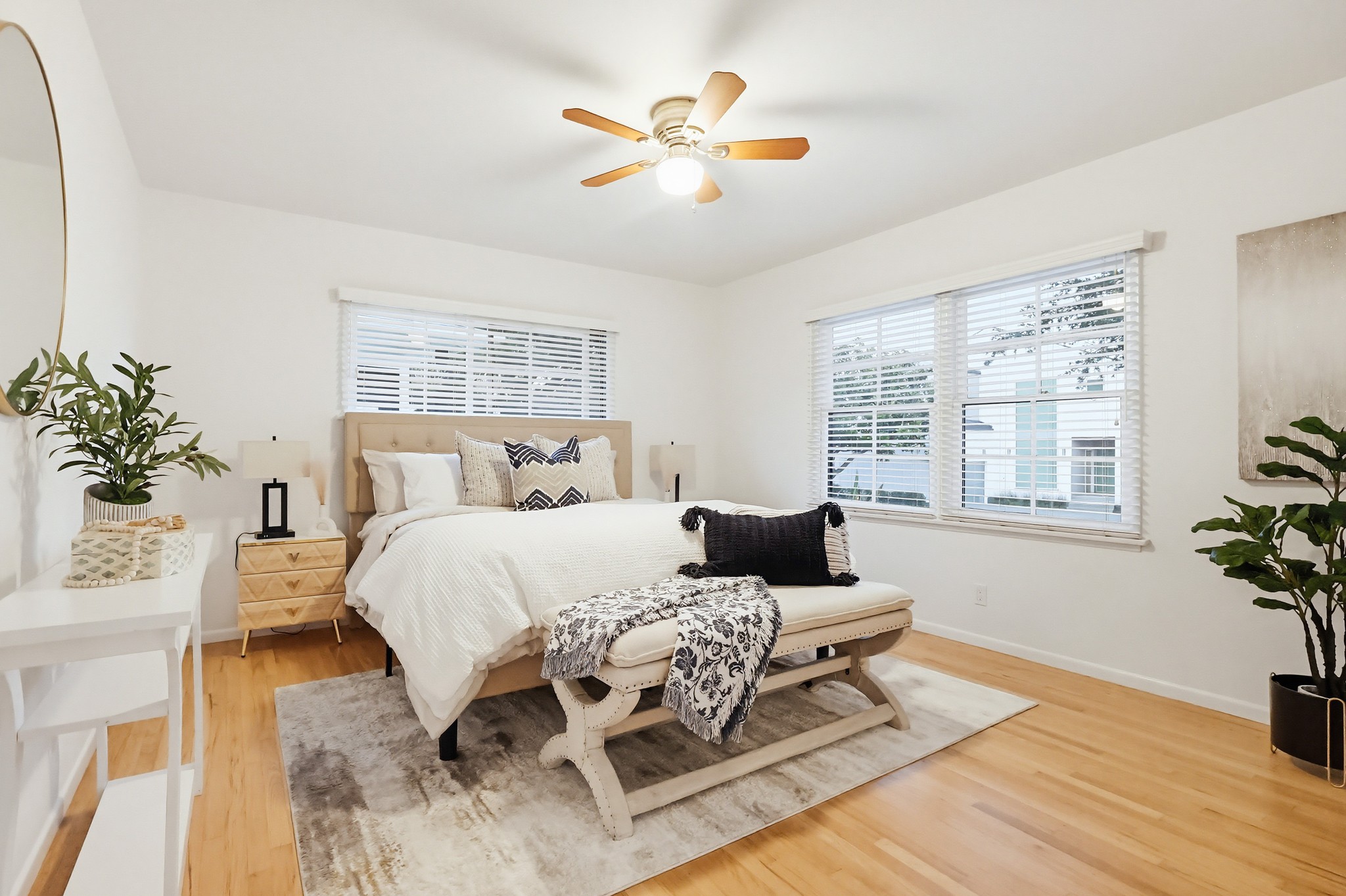 Virtual tour photo 71 of 101 for 6333 W 77th St