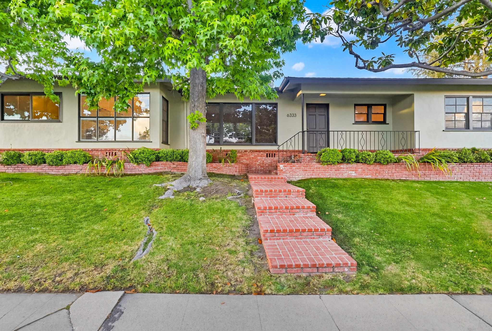 Virtual tour photo 84 of 101 for 6333 W 77th St