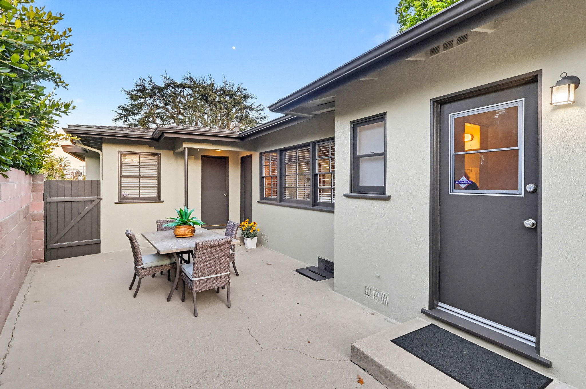 Virtual tour photo 97 of 101 for 6333 W 77th St