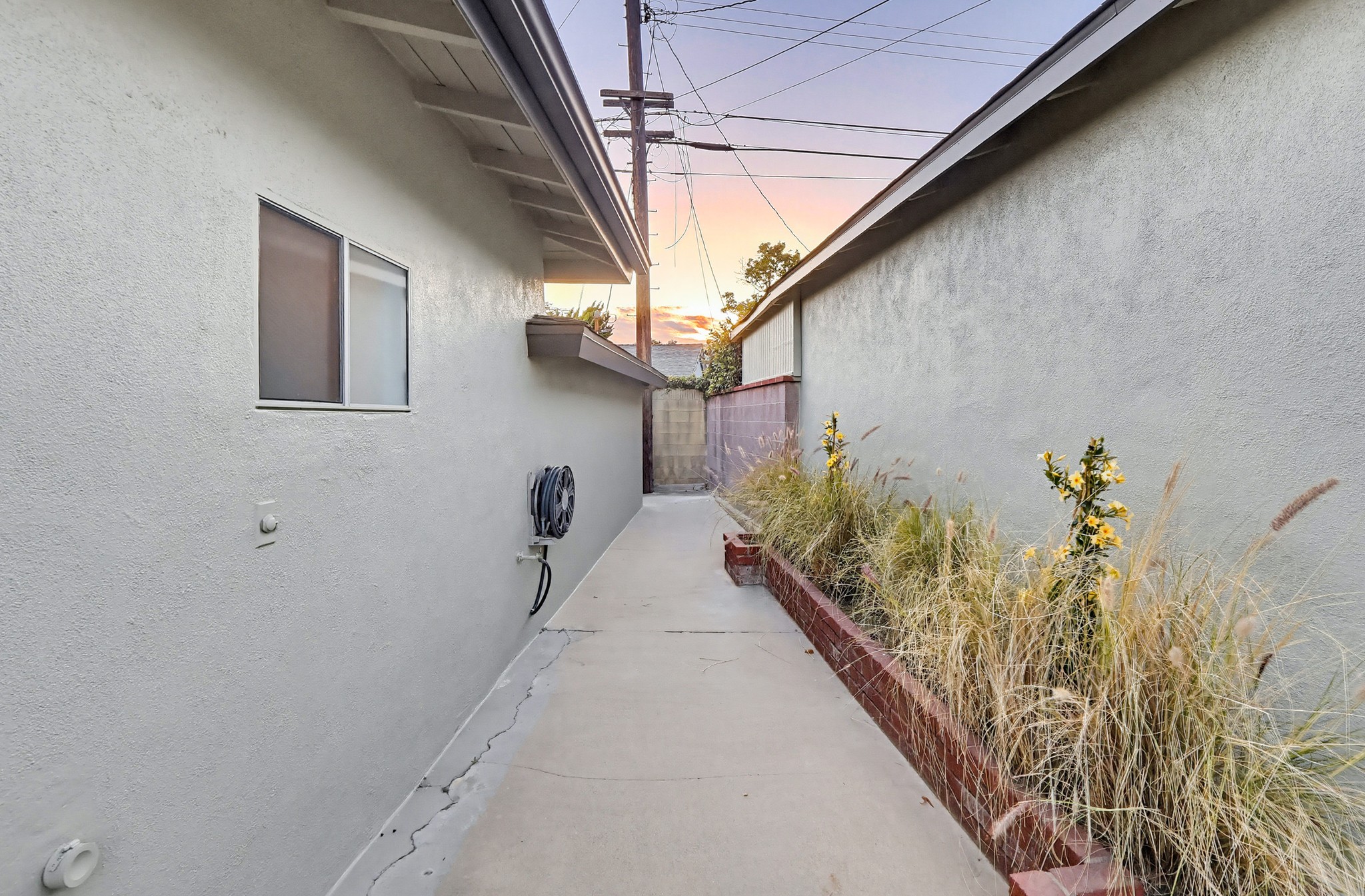 Virtual tour photo 98 of 101 for 6333 W 77th St