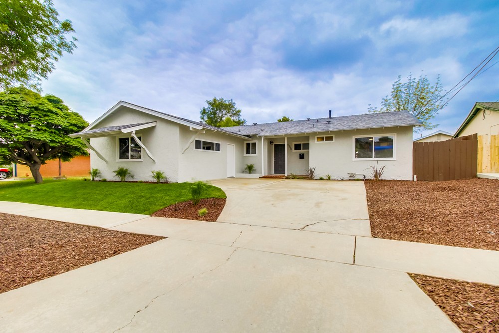 Virtual tour photo 3 of 40 for 6340 Lake Arrowhead Dr
