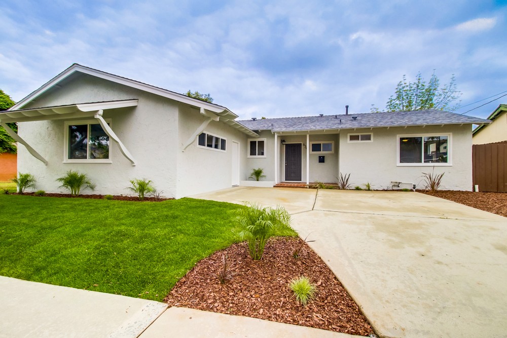 Virtual tour photo 4 of 40 for 6340 Lake Arrowhead Dr