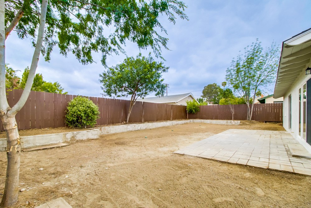Virtual tour photo 33 of 40 for 6340 Lake Arrowhead Dr
