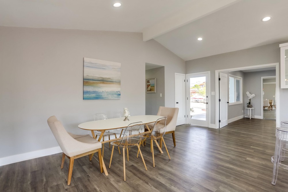 Virtual tour photo 11 of 40 for 6350 Birchwood St