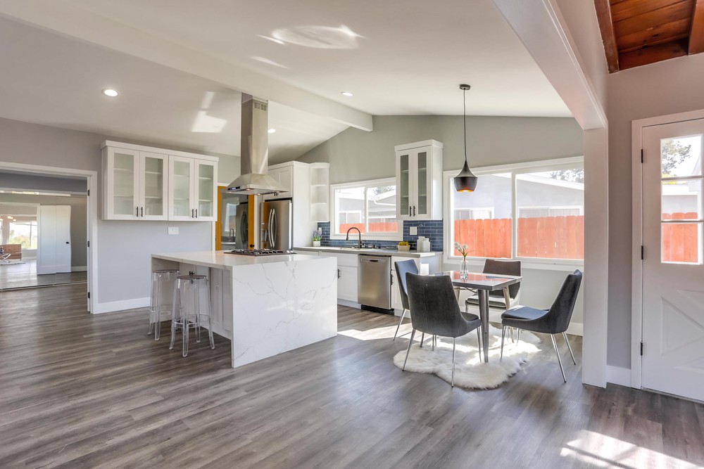 Virtual tour photo 14 of 40 for 6350 Birchwood St