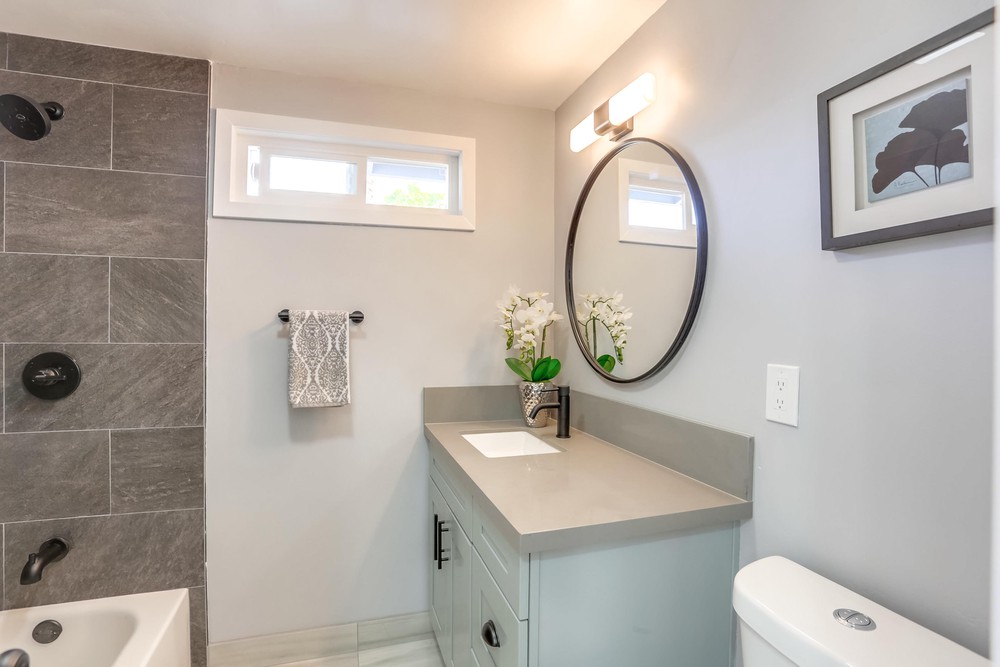 Virtual tour photo 25 of 40 for 6350 Birchwood St