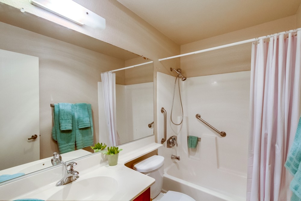 Virtual tour photo 16 of 21 for 6350 Genessee Ave #119