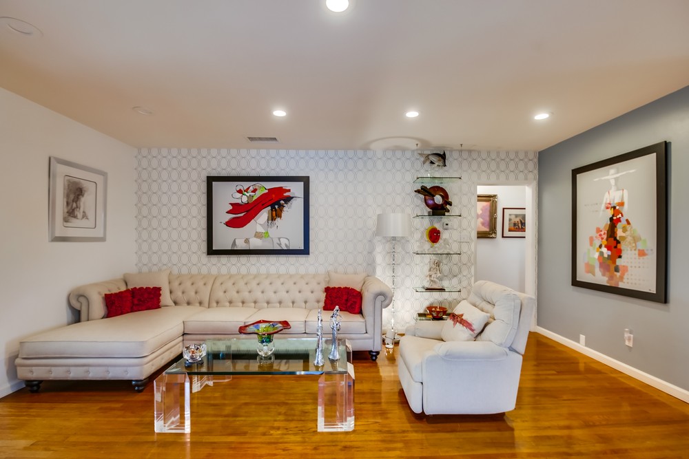 Virtual tour photo 11 of 56 for 6354 Winona Ave