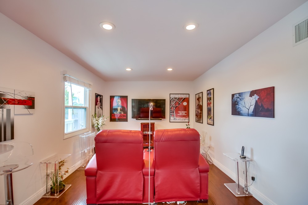 Virtual tour photo 17 of 56 for 6354 Winona Ave