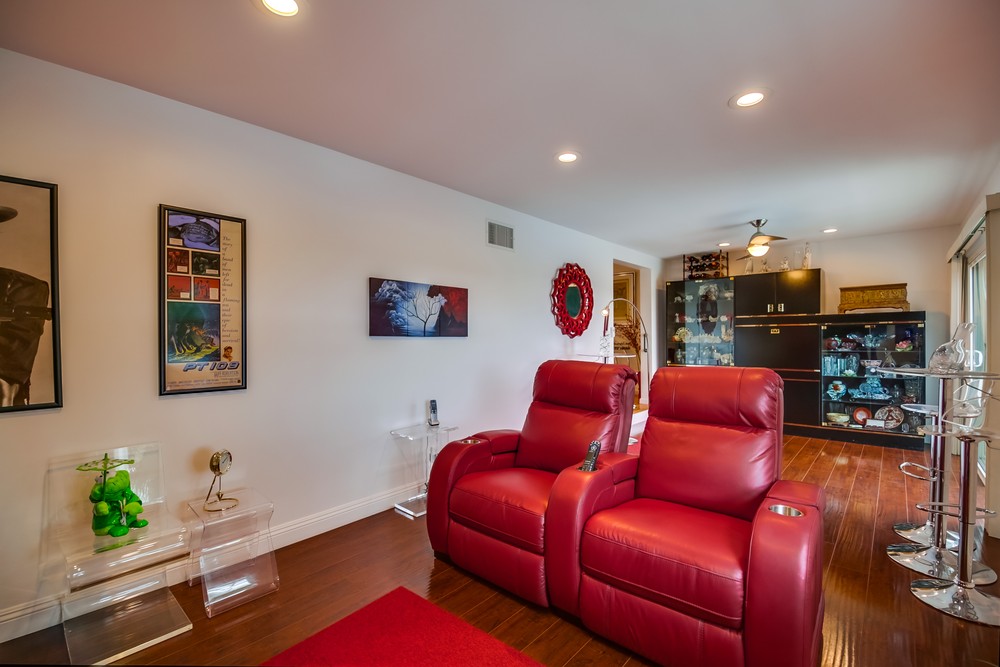 Virtual tour photo 19 of 56 for 6354 Winona Ave