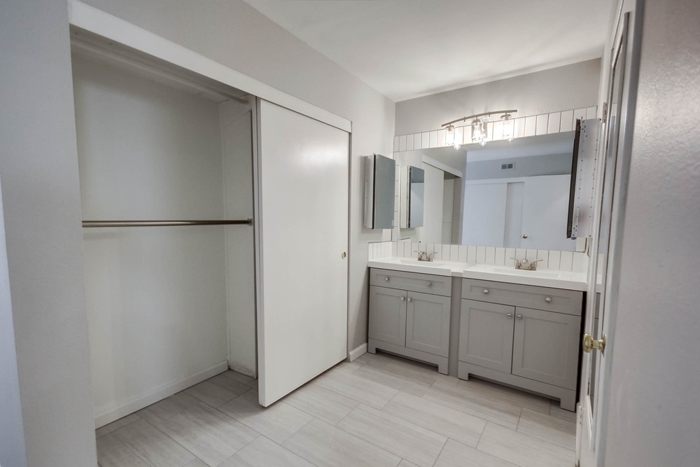 Virtual tour photo 27 of 42 for 6357 Rancho Mission Rd UNIT 5
