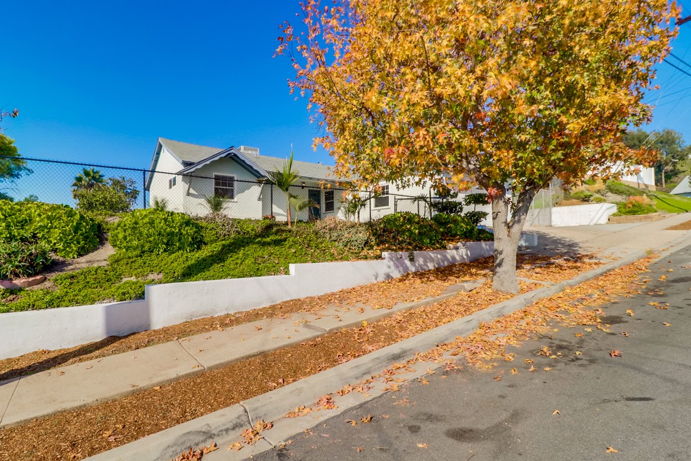 Virtual tour photo 3 of 40 for 6360 Seascape Dr