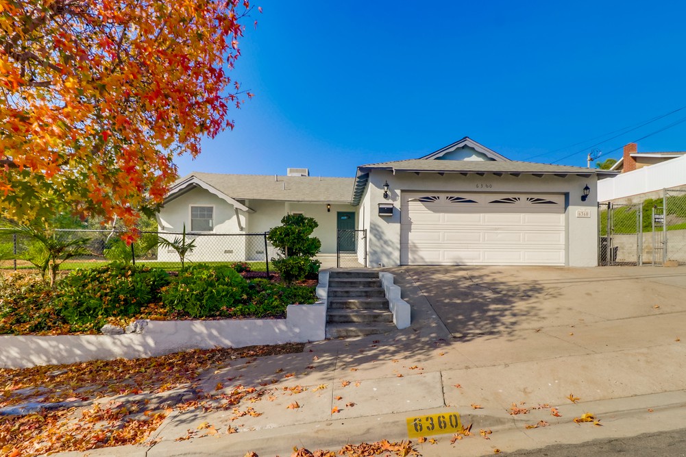 Virtual tour photo 4 of 40 for 6360 Seascape Dr