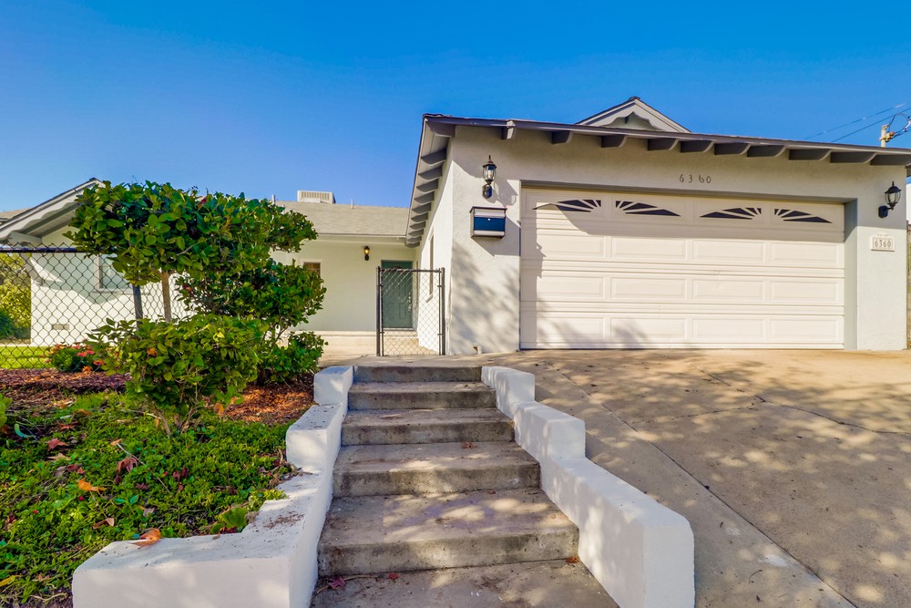 Virtual tour photo 5 of 40 for 6360 Seascape Dr
