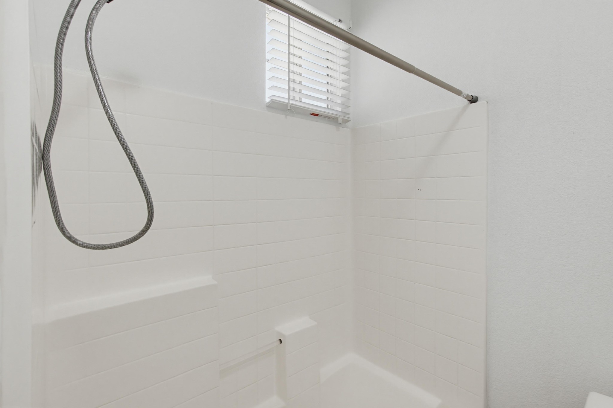 Virtual tour photo 48 of 72 for 637 Oak Glade Dr