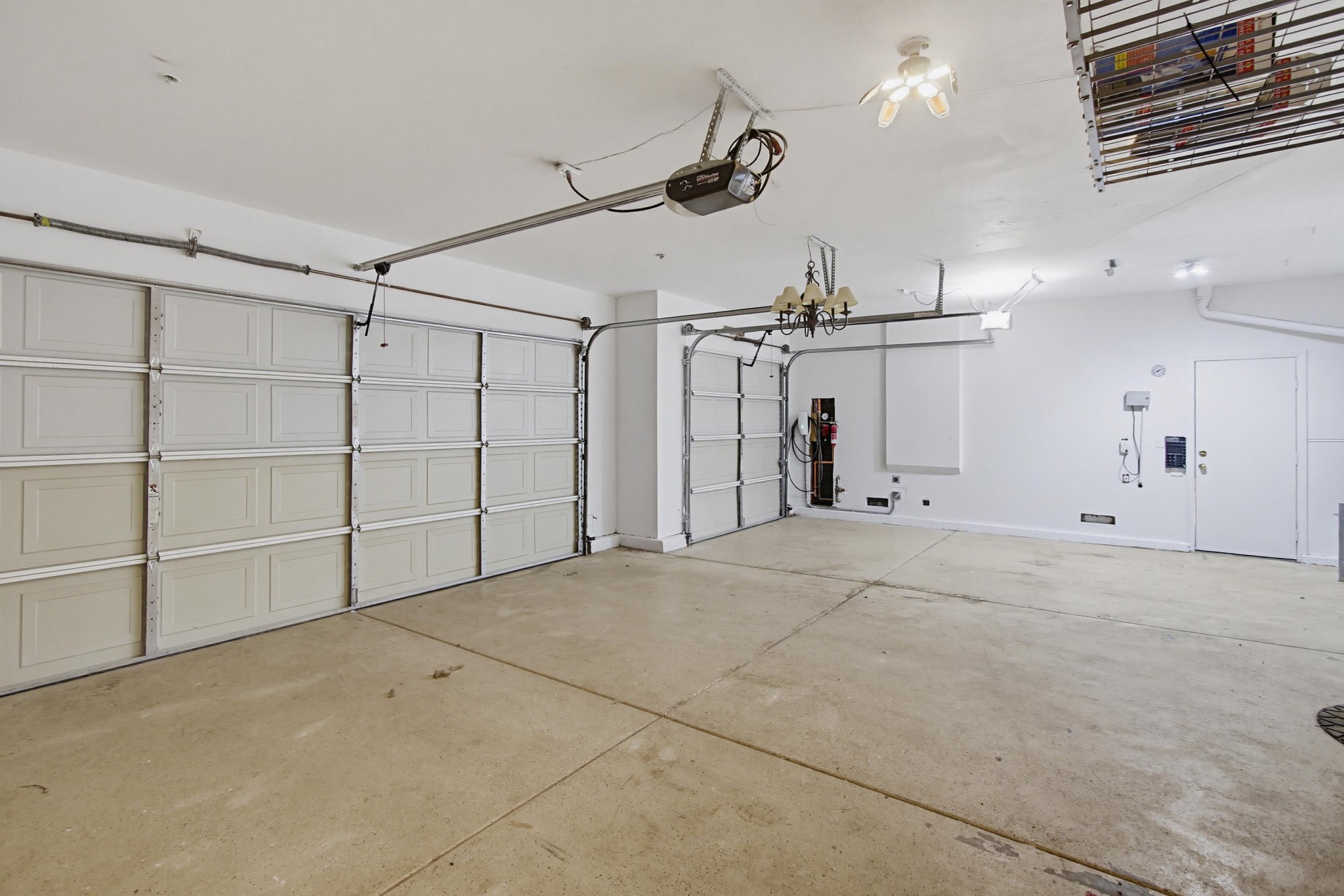 Virtual tour photo 58 of 72 for 637 Oak Glade Dr