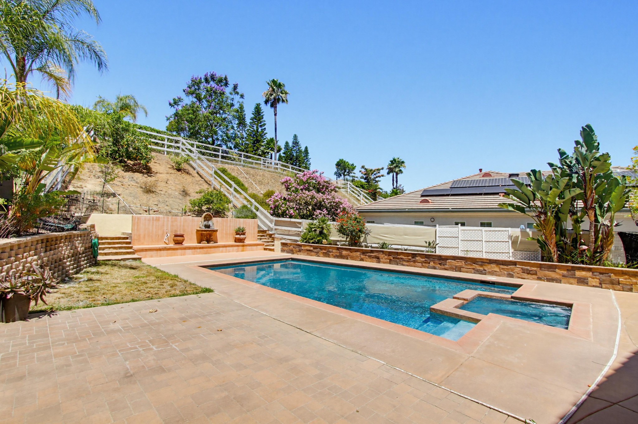Virtual tour photo 67 of 72 for 637 Oak Glade Dr