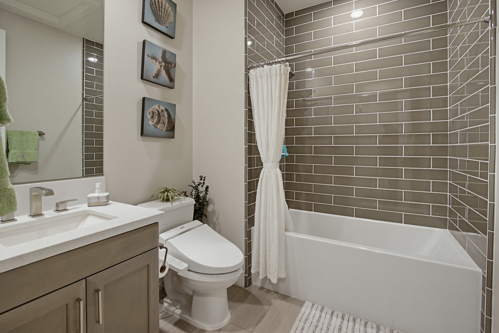 Virtual tour photo 88 of 146 for 6431 Meadowbrush Cir
