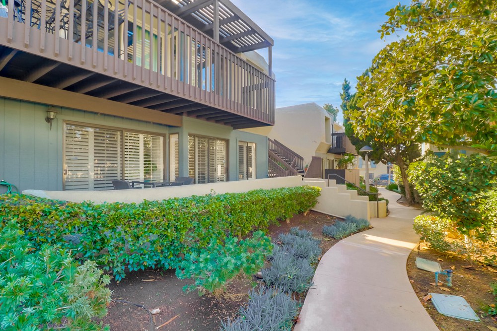 Virtual tour photo 3 of 56 for 6373 Rancho Mission Rd UNIT 4