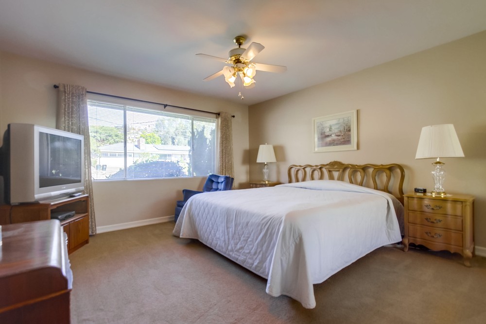 Virtual tour photo 32 of 55 for 6377 Rockhurst Dr
