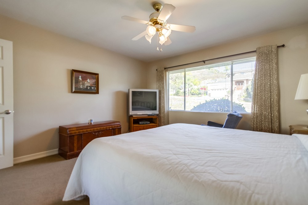 Virtual tour photo 33 of 55 for 6377 Rockhurst Dr
