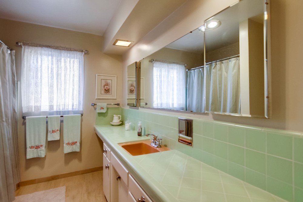 Virtual tour photo 36 of 55 for 6377 Rockhurst Dr