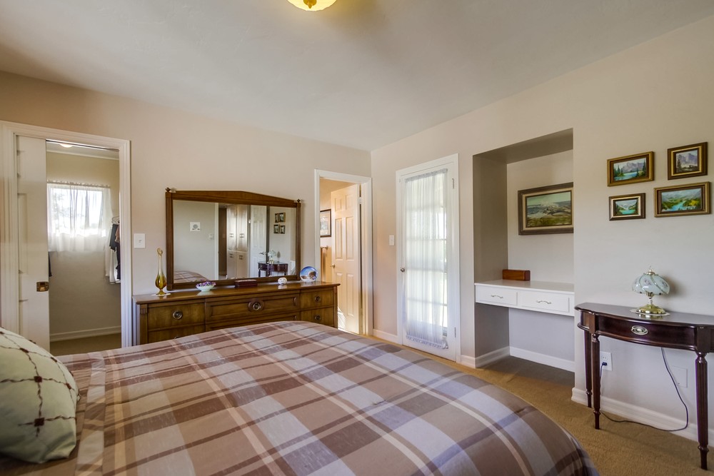 Virtual tour photo 40 of 55 for 6377 Rockhurst Dr