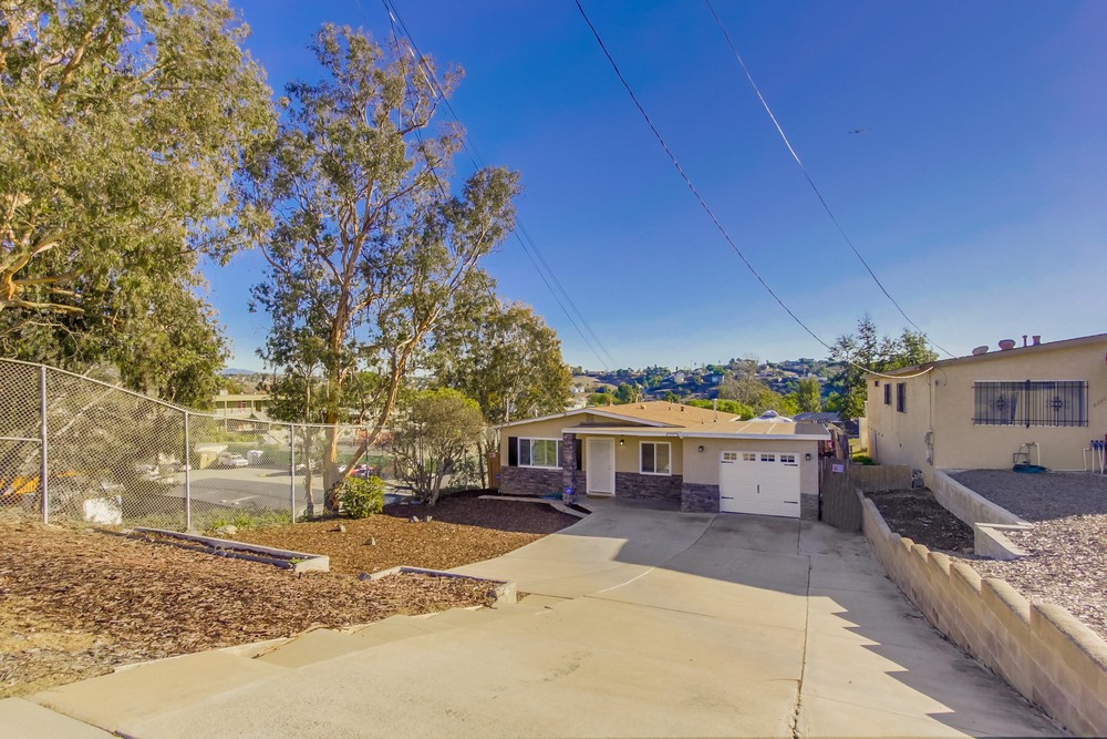 Virtual tour photo 1 of 33 for 6395 Broadway