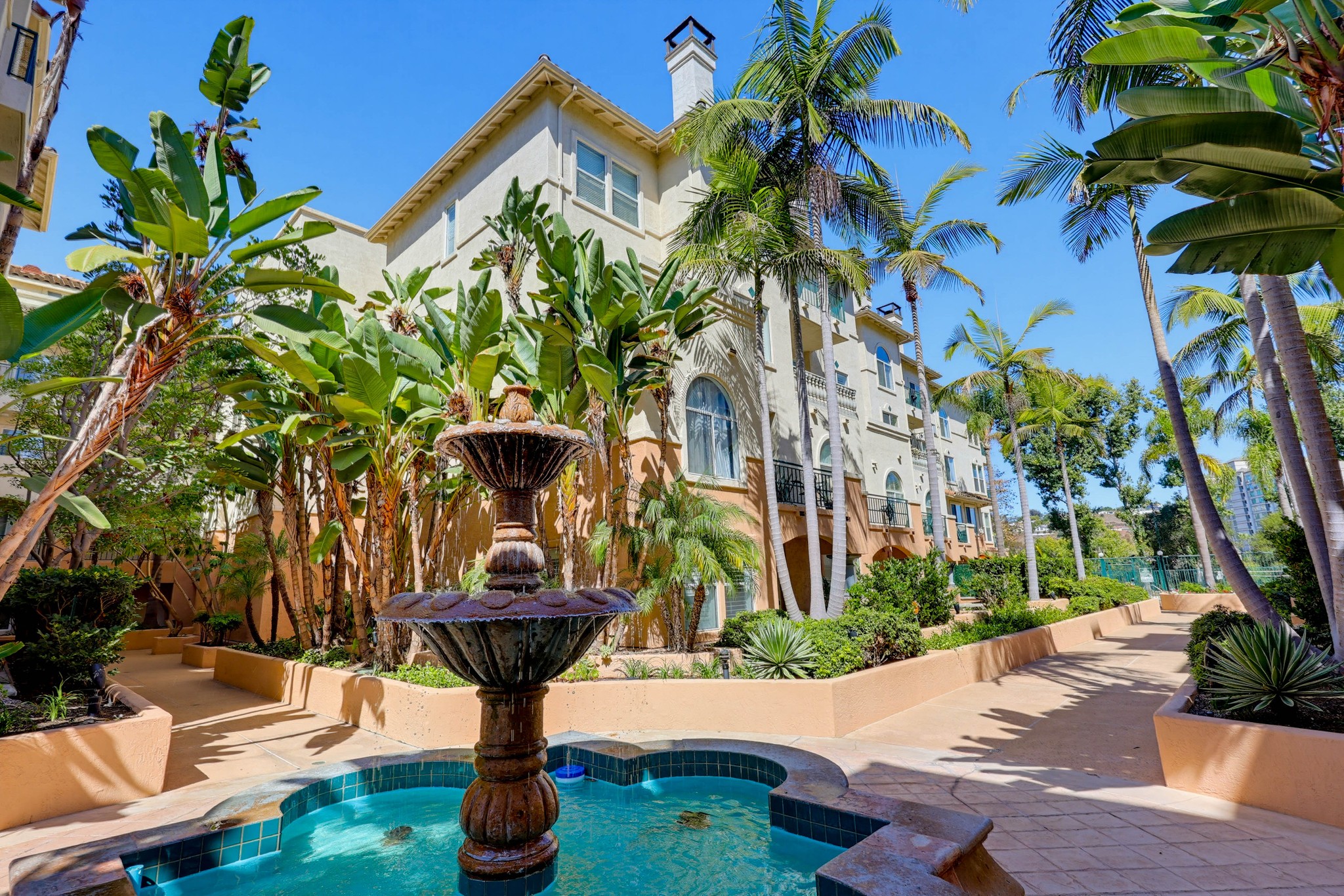 Virtual tour photo 12 of 113 for 640 Camino De La Reina #1115