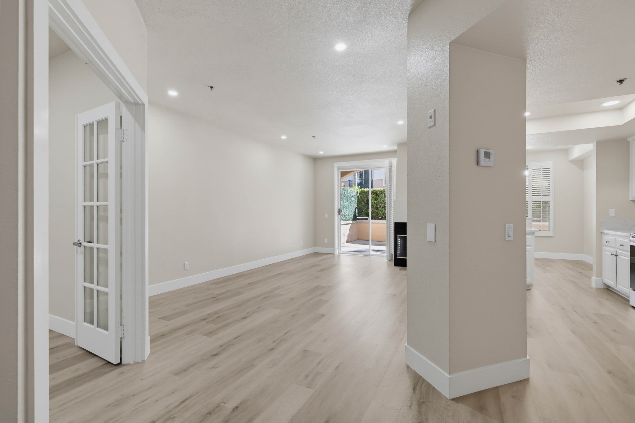 Virtual tour photo 22 of 113 for 640 Camino De La Reina #1115