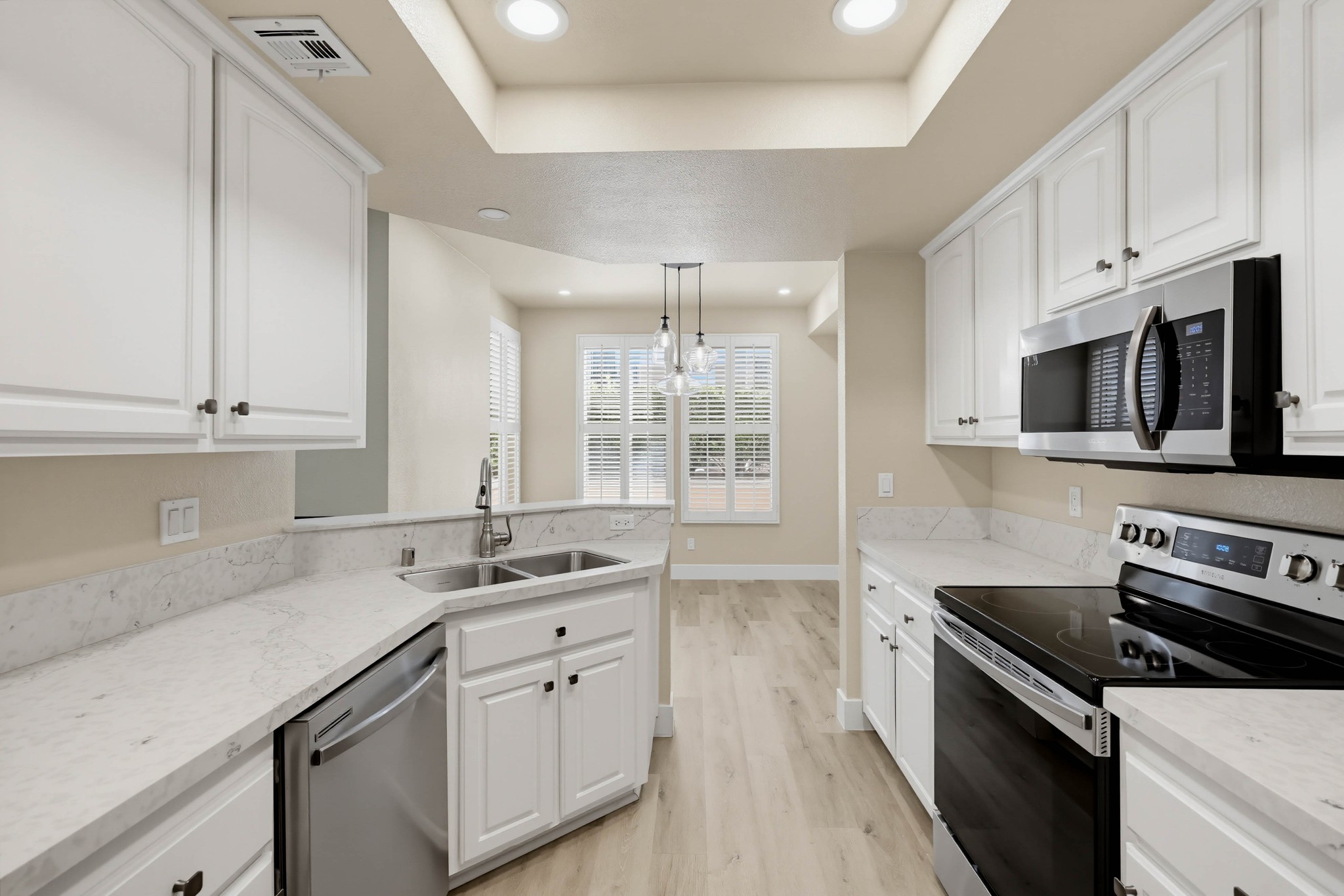 Virtual tour photo 39 of 113 for 640 Camino De La Reina #1115