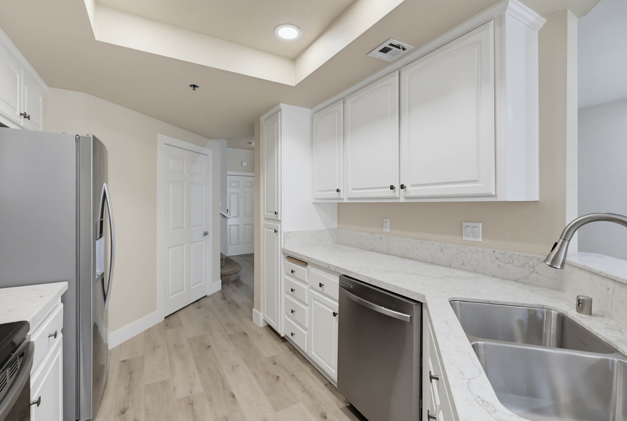 Virtual tour photo 43 of 113 for 640 Camino De La Reina #1115